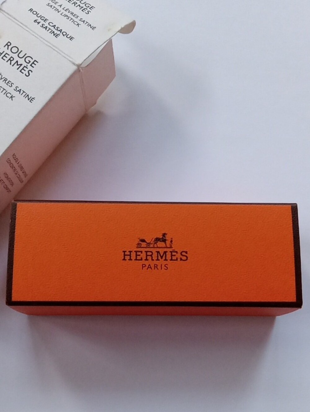 Hermès Rouge Satin Lipstick - Rouge Casaque - Picture 4 of 7